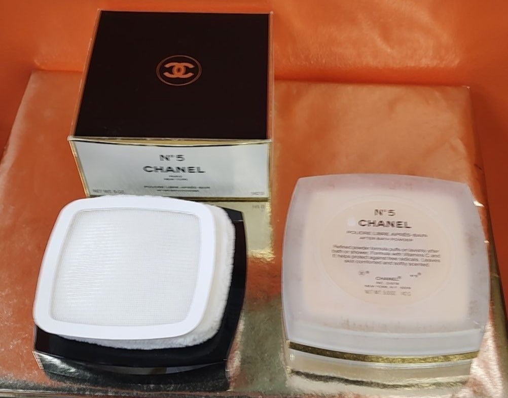 Vintage Chanel 5° Cologne And Body Powder Set popular In Box